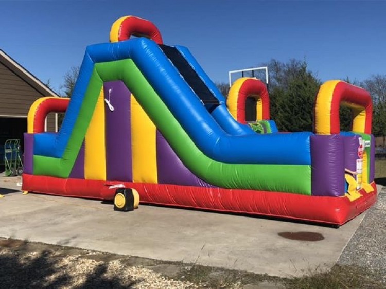 30 ft Wacky 180 Obstacle Course